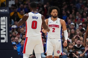 杜伦：坎宁安配得上MVP 但我们在追求比那更重要的东西
